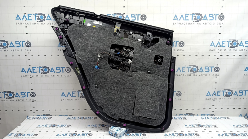 Ornament ușă, placă spate dreapta, completă, Mercedes W167 GLE 350 450 20-25, gri închis, inserție și cotieră, piele maro, mulaj sub lemn închis pentru controlul scaunului, cu mâner, Burmester, fără perdea, zgârieturi