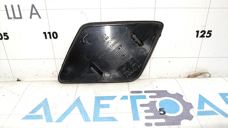 Capacul duzei de spălare a farurilor din bara față dreapta Volvo XC90 16-19 nou, neoriginal