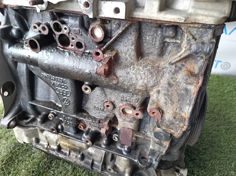Двигатель VW Tiguan 18-22 2.0 TFSI DGUA 159к, запустился, компрессия 12-12-12-12, ржавый
