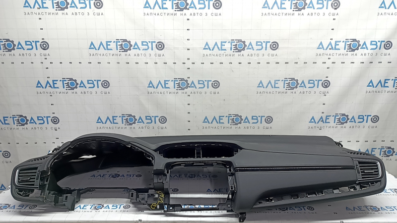 Торпедо передняя панель с AIRBAG Honda CRV 20-22 черная, с дефлекторами