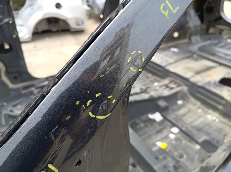 Panou lateral stânga față Hyundai Santa FE 21-23 pe caroserie, grafit, denivelări