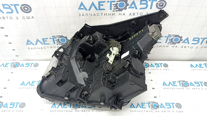 Far față dreapta Hyundai Santa FE 21-23 halogen + LED