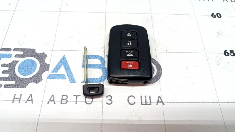 Ключ Toyota Camry v55 15-17 usa smart, 4 кнопки, царапины