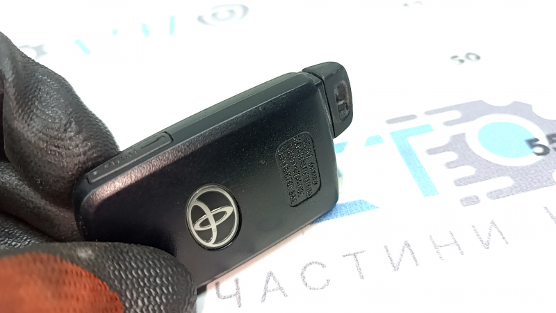 Ключ Toyota Camry v55 15-17 usa smart, 4 кнопки, царапины