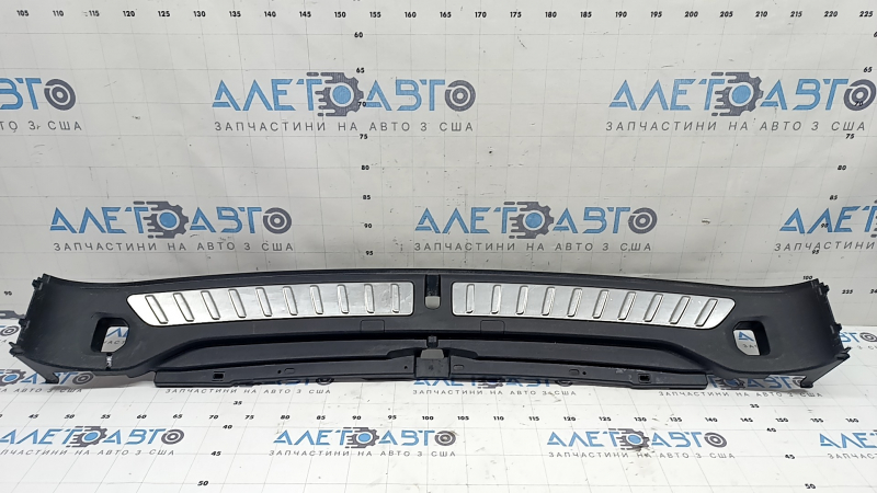 Ornamente portbagaj BMW X3 G01 18-24, negre, inserții cromate, cu dopuri, zgârieturi