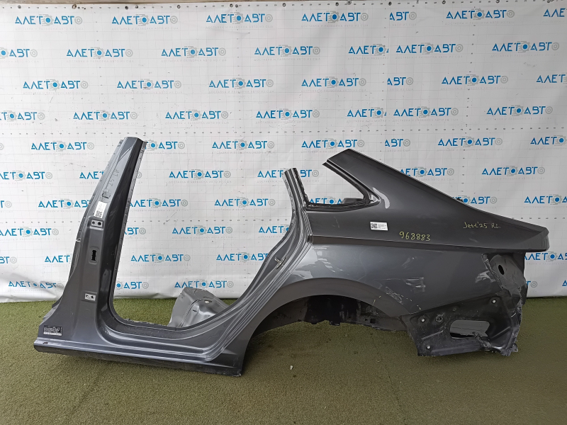Aripă spate stânga VW Jetta 19-26 tăiată cu stâlpul central, grafit, îndoitură