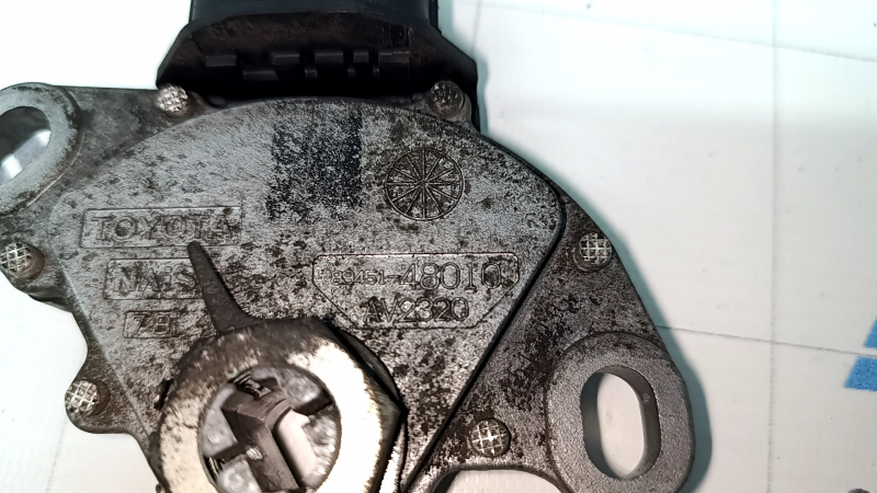 Senzor poziție selector pentru transmisie automată Toyota Camry v55 15-17 hibrid