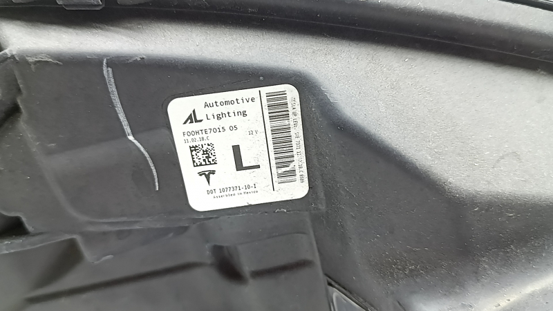 Far față stânga LED pentru Tesla Model 3 18-20 cu suport, nisip
