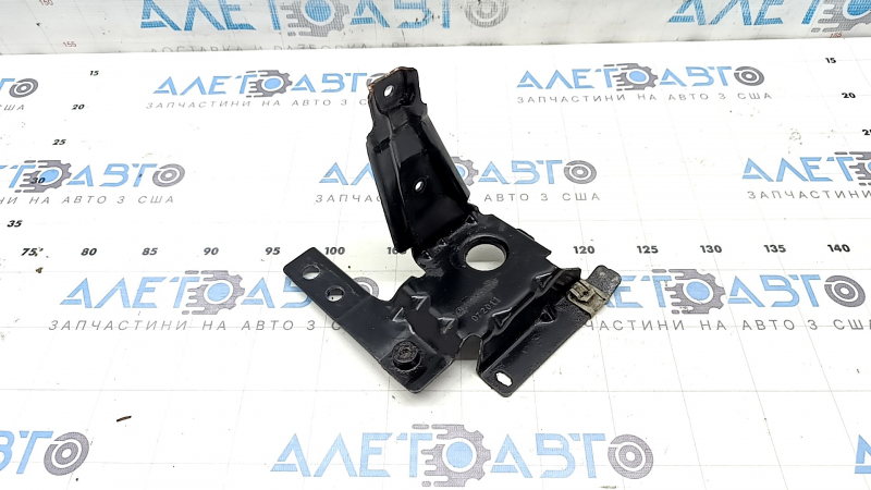 Suport radiator stânga jos pentru Mercedes X167 GLS 450 580 20-26 metal