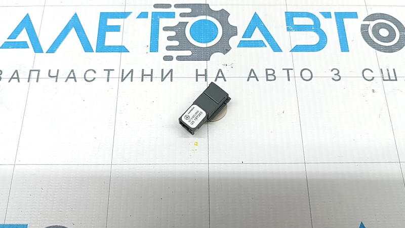 Микрофон в потолке Mercedes X167 GLS 450 20-26 с бежевой накладкой