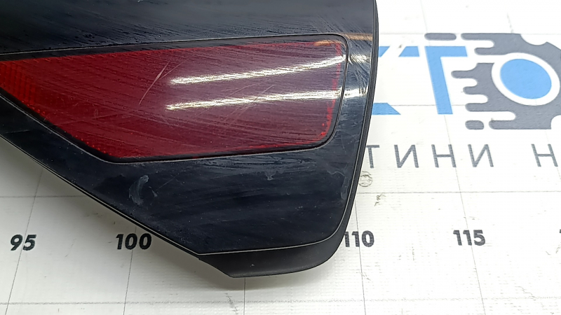 Ușa portului de încărcare electric Tesla Model 3 18-23, pată de vopsea, zgârietură minoră