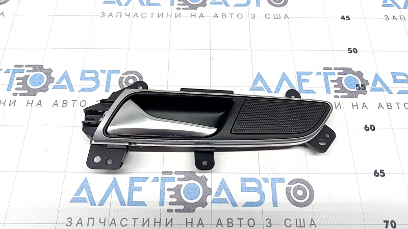 Ручка двери внутренняя задняя левая VW Passat b8 16-19 USA
