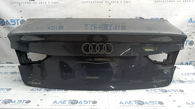 Крышка багажника Audi A3 8V 15-20 4d серый LX7M, в клее, вмятина