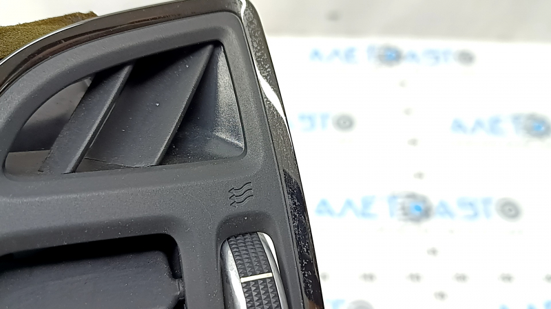 Deflector conductă de aer bord dreapta Ford Escape MK3 13-19 negru cu negru lucios, uzat lucios