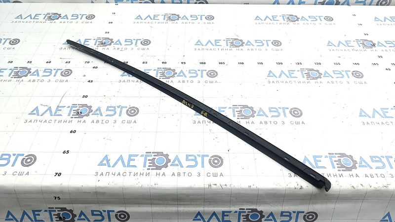 Bandă parbriz dreapta Audi A3 8V 15-20 4d, 5d, zgârieturi, crestături
