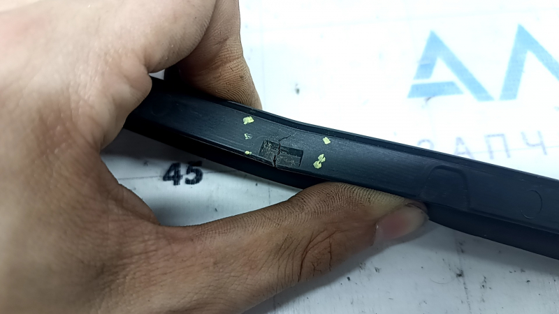 Bandă parbriz dreapta Audi A3 8V 15-20 4d, 5d, zgârieturi, crestături