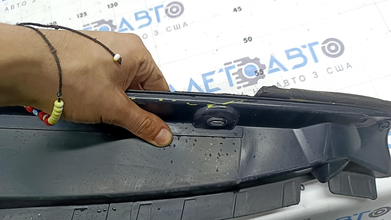 Garnitura de etanșare a capotei, stânga BMW X7 G07 19-26, s-a uscat