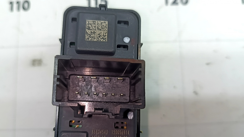 Comandă ridicare geam spate stânga Chevrolet Equinox EV 24-26