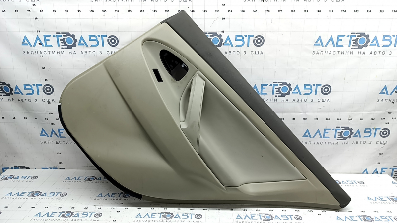 Ornament ușă, placă spate dreapta, Toyota Camry v40 07-11, bej cu maro, inserție din plastic, cotiera din piele bej, se poate curăța chimic, plasticul s-a albit, zgâriat