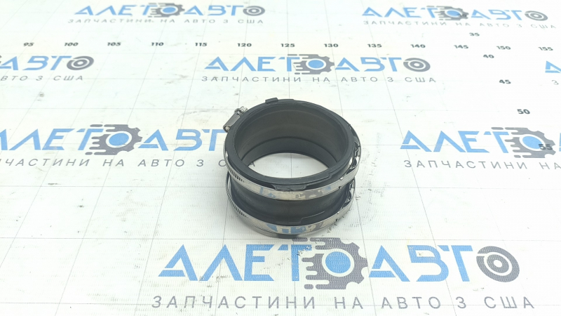 Conductă intercooler superioară Mercedes GLS-class X166 15-19 3.0 cauciuc