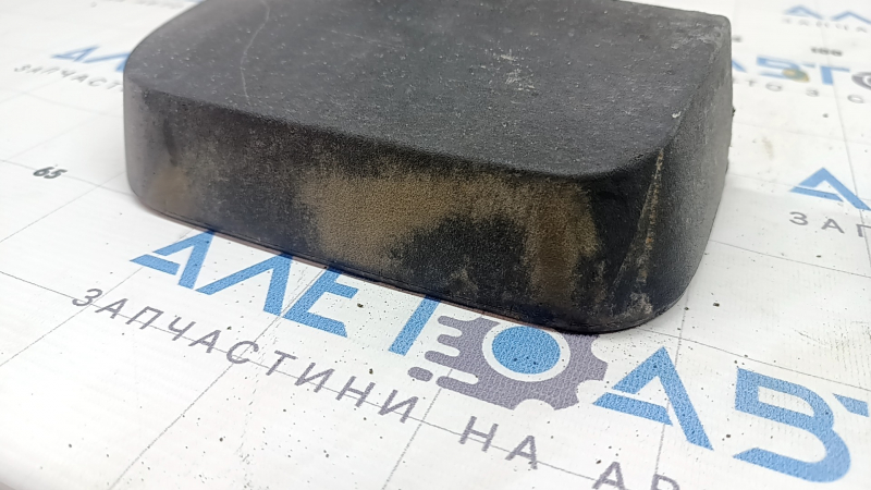 Apărători de noroi spate set 2 buc. Audi A3 8V 15-20 4d uzate, suportul rupt