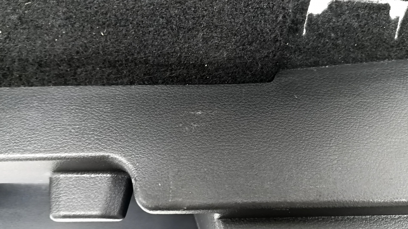 Ornament arc stânga Nissan Rogue 21-22 negru, sub podea solidă, fabricat în SUA, zgârieturi