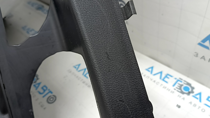 Ornament arc stânga Nissan Rogue 21-22 negru, sub podea solidă, fabricat în SUA, zgârieturi