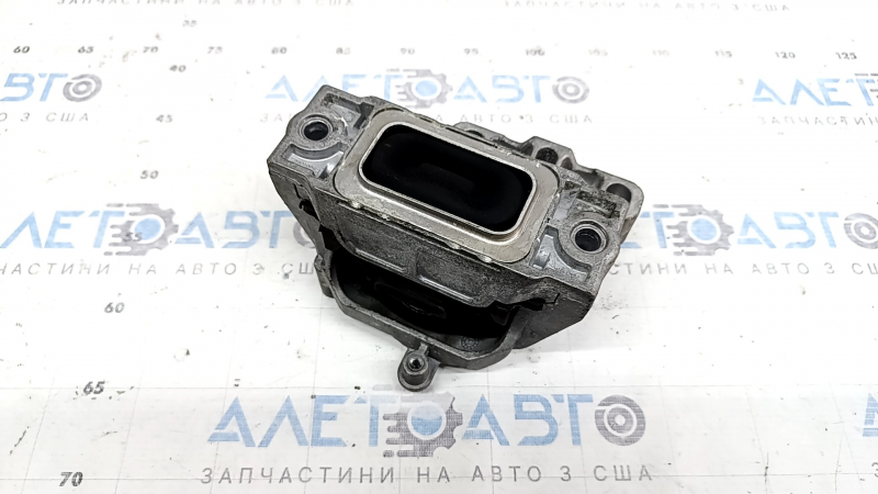 Подушка двигателя правая VW Passat b8 16-19 USA 1.8T, 2.0T микротрещины
