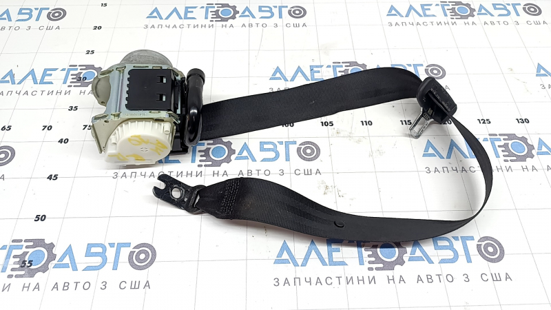 Ремень безопасности задний правый с пиропатроном Audi A4 B9 17-25 черный, стрельнувший