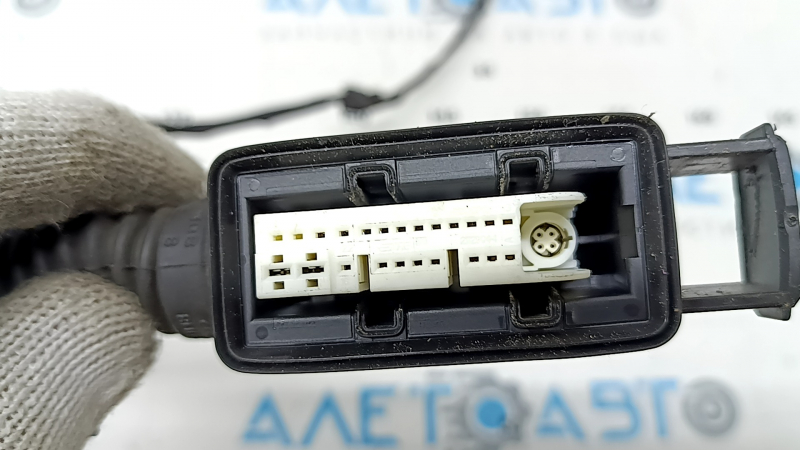 Проводка двери передней левой Audi Q3 83A 19-25 под keyless и камеру