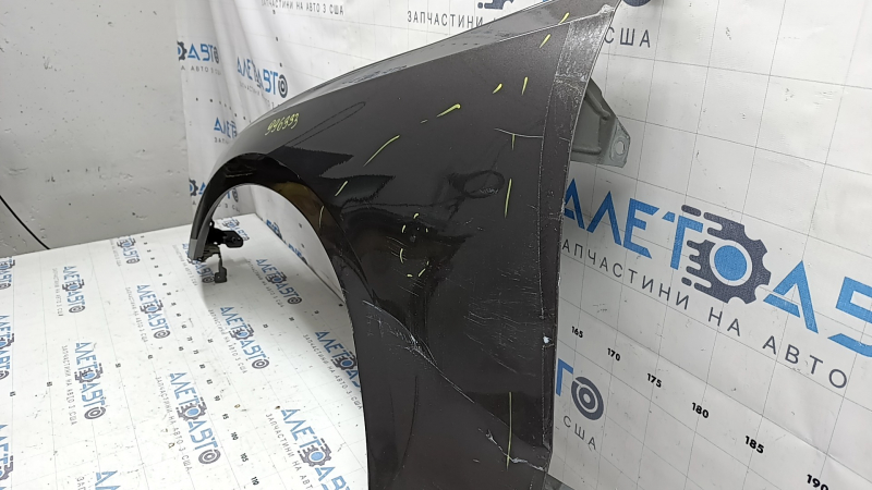 Aripă stânga față Audi A4 B9 20-25 cu suporturi, grafit LX7H, îndoită, cu denivelare, lipită