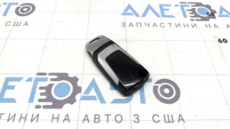 Ключ smart Audi A4 B9 20-25 тип 1, 4 кнопки, потерт, царапины