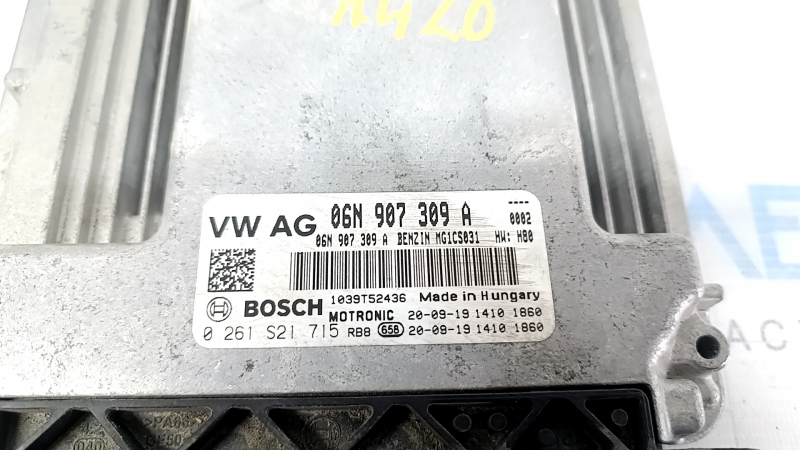 Unitate computerizată ECU motor Audi A4 B9 17-25 2.0T