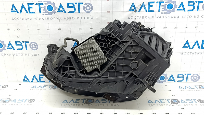 Ansamblu far față dreapta Audi Q3 83A 19-25 LED cu lumini de zi speciale, nisip