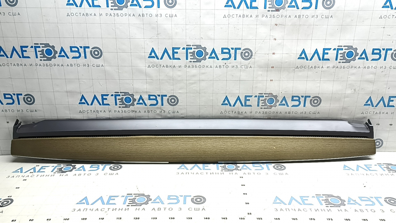 Ornament panou frontal Tesla Model Y 20-22, textura lemnului, umflat, zgârieturi