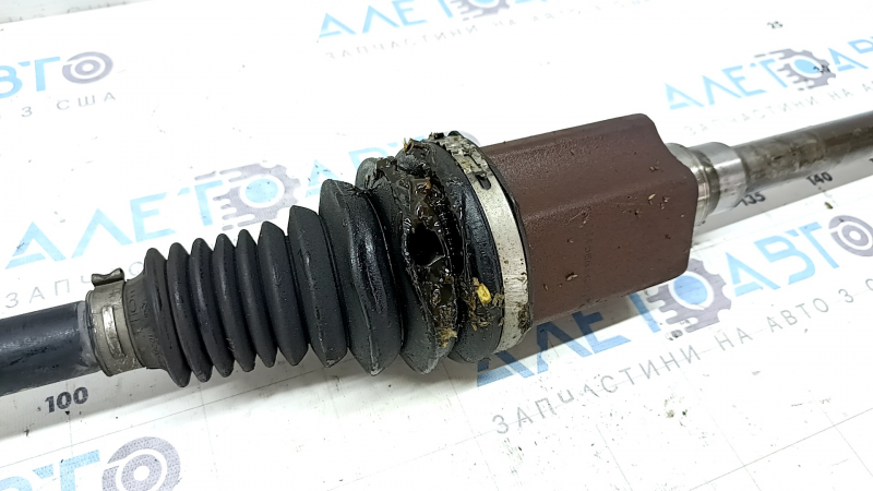 Привод полуось передний правый BMW X5 F15 16-18 N55, N57, plug-in AWD 1011мм, люфт внутренней гранаты, порван пыльник