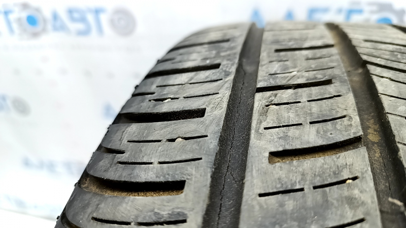 Шина R18 245/45 Continental ContiProContact 100H 2022 всесезонная 5мм микротрещины