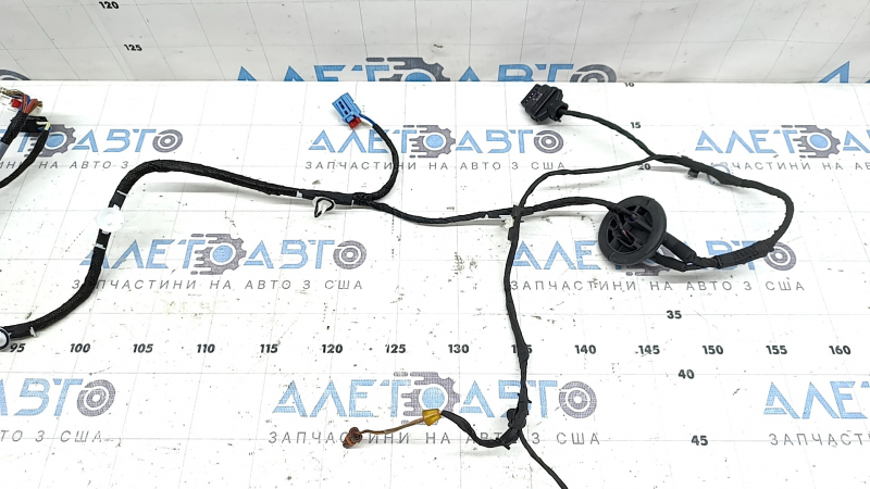 Проводка двери передней правой Audi Q5 80A 18-24 keyless, под камеру