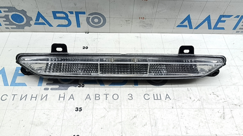 Фонарь заднего хода Ford Mustang Mach-E 21-26 в бампере