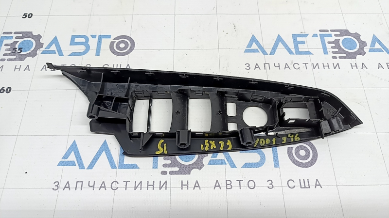 Накладка управления стеклоподъемником передним левым BMW X3 F25 11-17 черная с хром, надломаны крепления