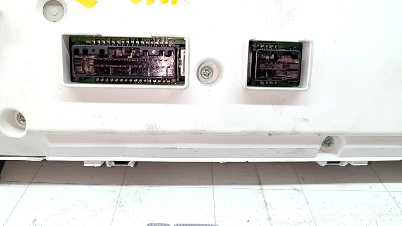 Tablou de bord Honda Insight 19-22 240k, zgârieturi pe sticlă