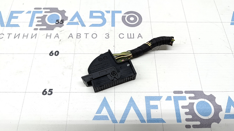 Фишка на модуль srs airbag компьютер подушек безопасности BMW X3 F25 15-17