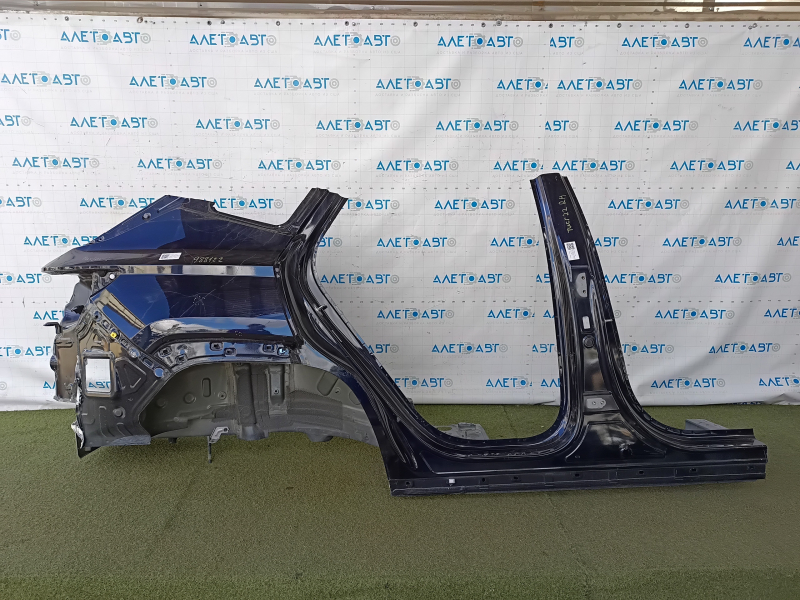 Aripă spate dreapta Hyundai Tucson 22-26 Coreea, tăiată cu stâlpul central, albastru, împunge