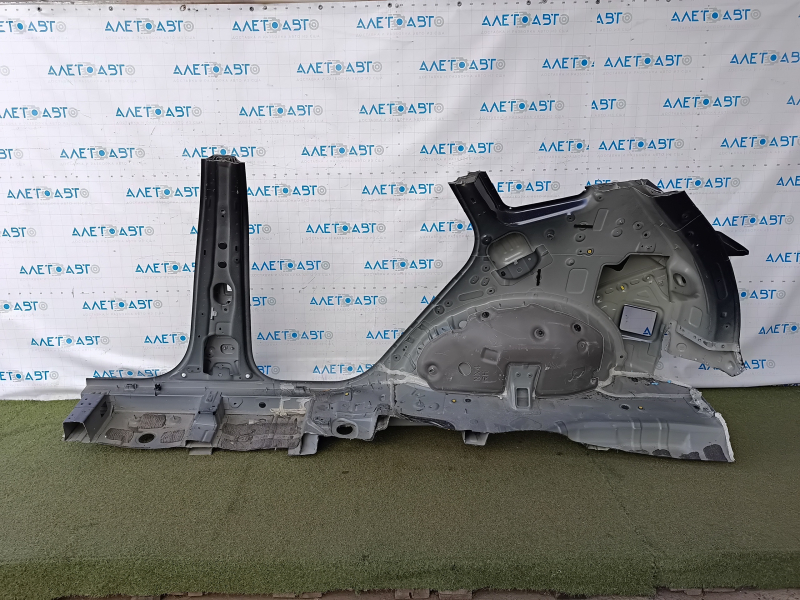 Aripă spate dreapta Hyundai Tucson 22-26 Coreea, tăiată cu stâlpul central, albastru, împunge