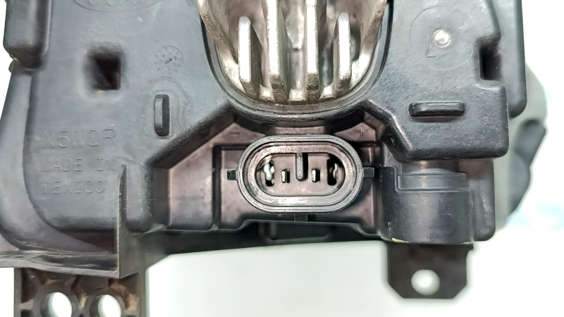 Противотуманная фара птф левая Ford Fusion mk5 19-20 LED, под полировку