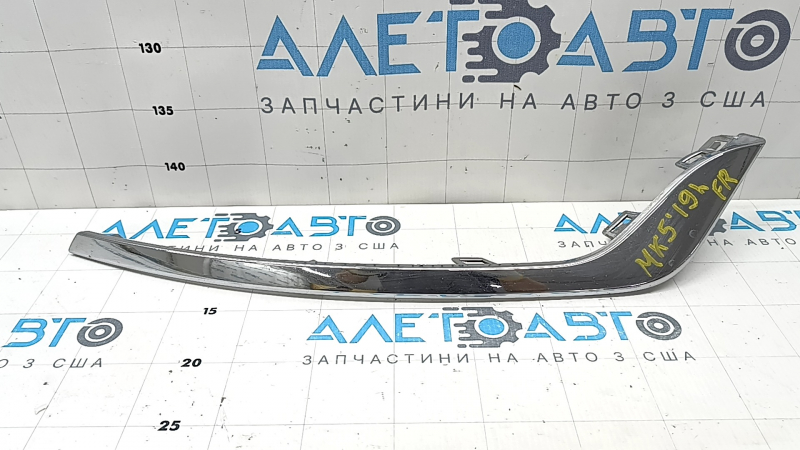 Молдинг переднего бампера правый Ford Fusion mk5 19-20 хром, песок