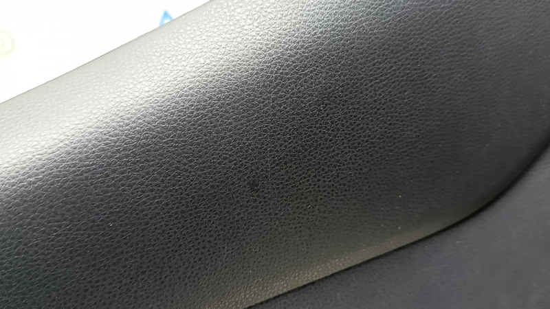 Ornament consolă centrală dreapta jos Toyota Rav4 19-25 negru, zgârieturi