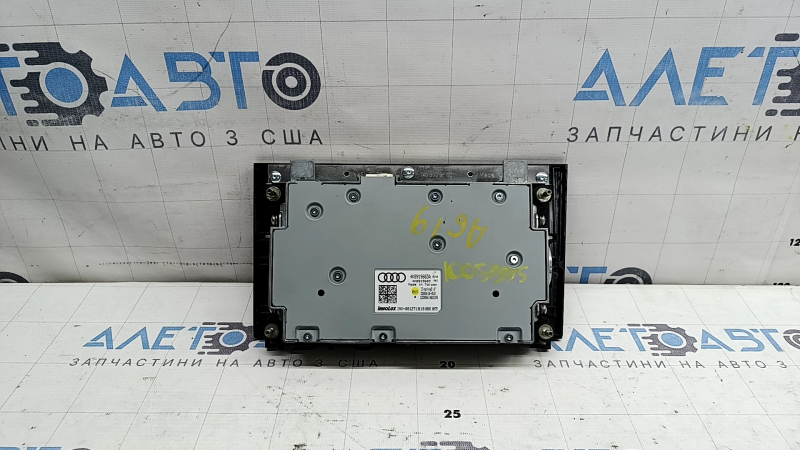 Монитор, дисплей, навигация Audi A6 C8 19-25 нижний, 8.6" сенсорный, царапина