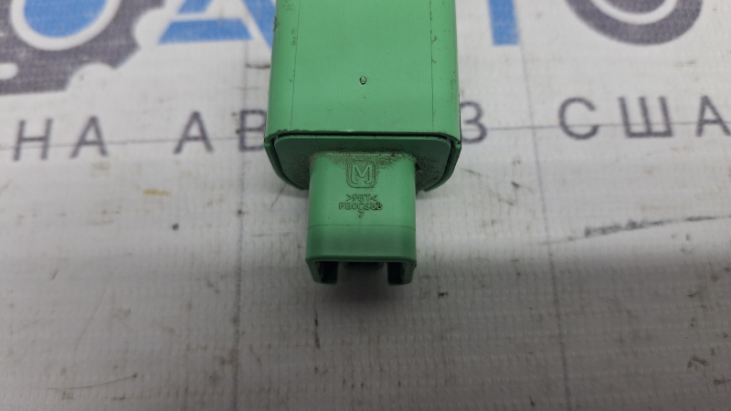 Comutator stop frână Toyota Prius 30 10-15