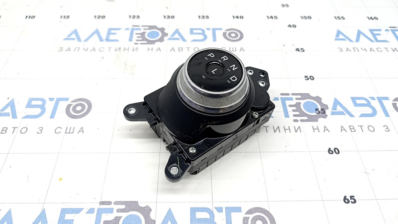 Селектор переключения передач Ford Escape MK4 22-22 без лепестков, царапины